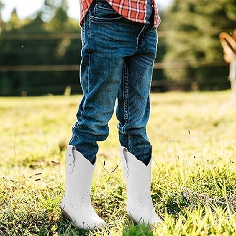 Rollda Girls Size 5 White Faux Leather 1.5" Heel Pull On Western Cowboy Boots