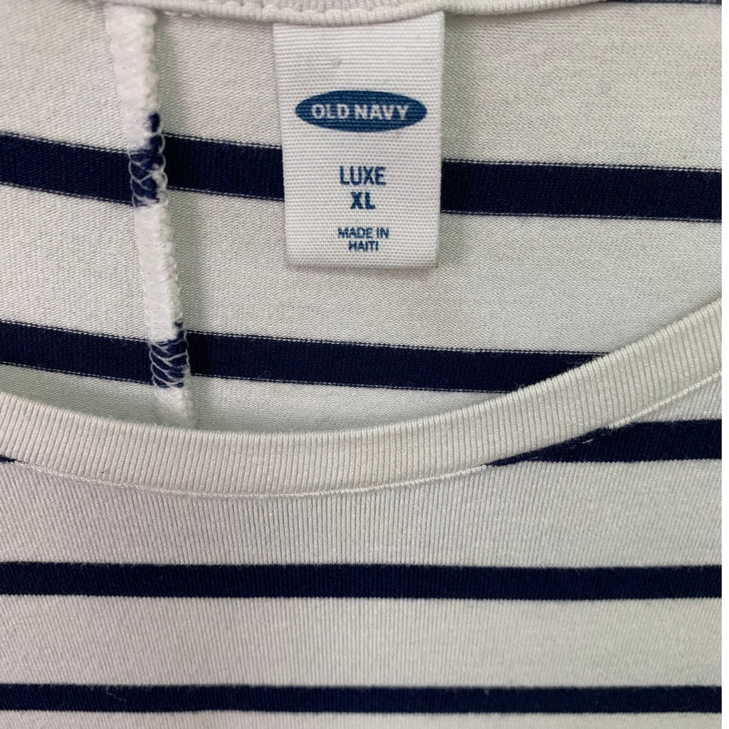 Lot of Old Navy Mountain Lake Womens XL Short Sleeve USA Tank Tops Shirts Blouse