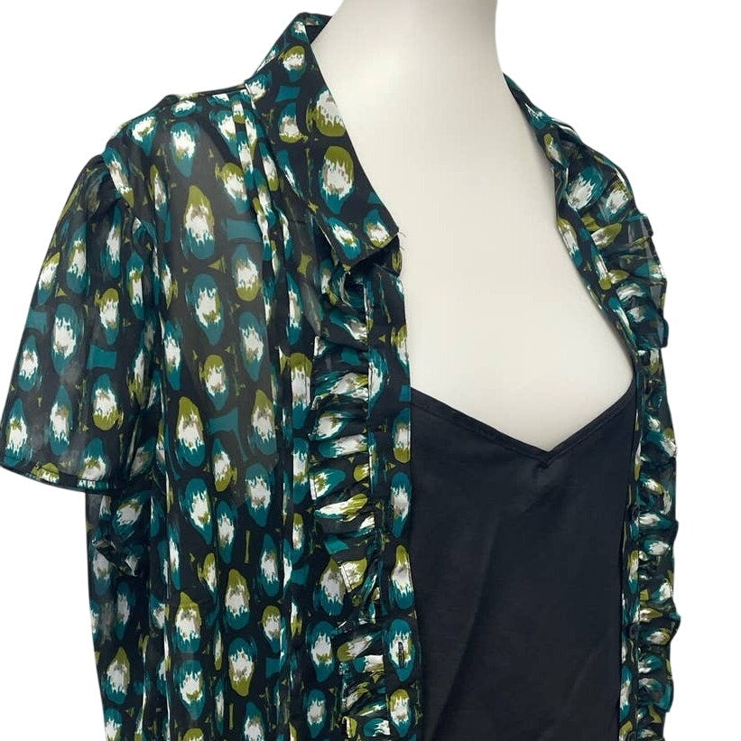East 5th Woman 1X Double Layer Short Sleeve Sheer Top Over Black Cami Set