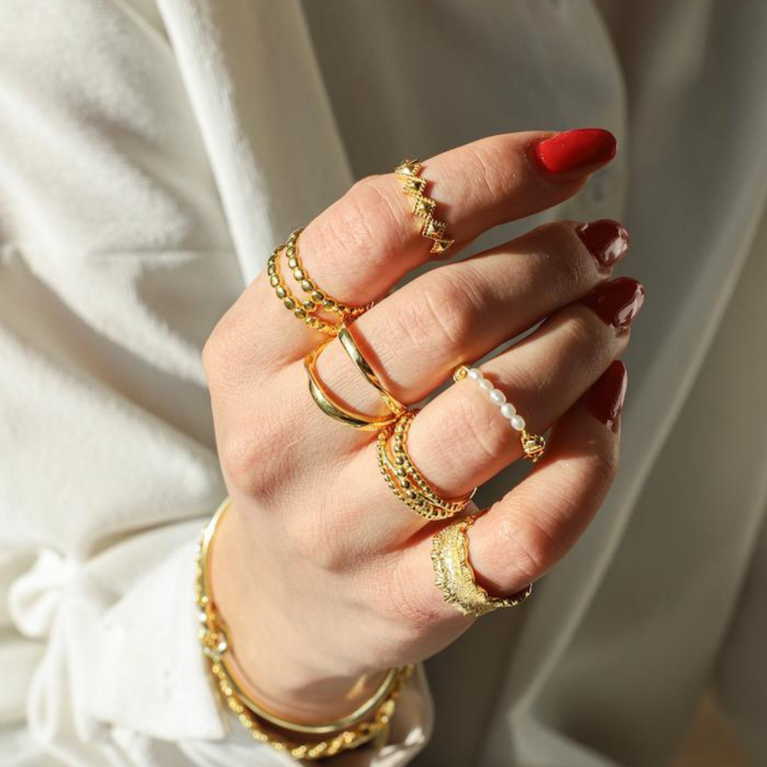 ALVERÉ GIRARD GOLD RING