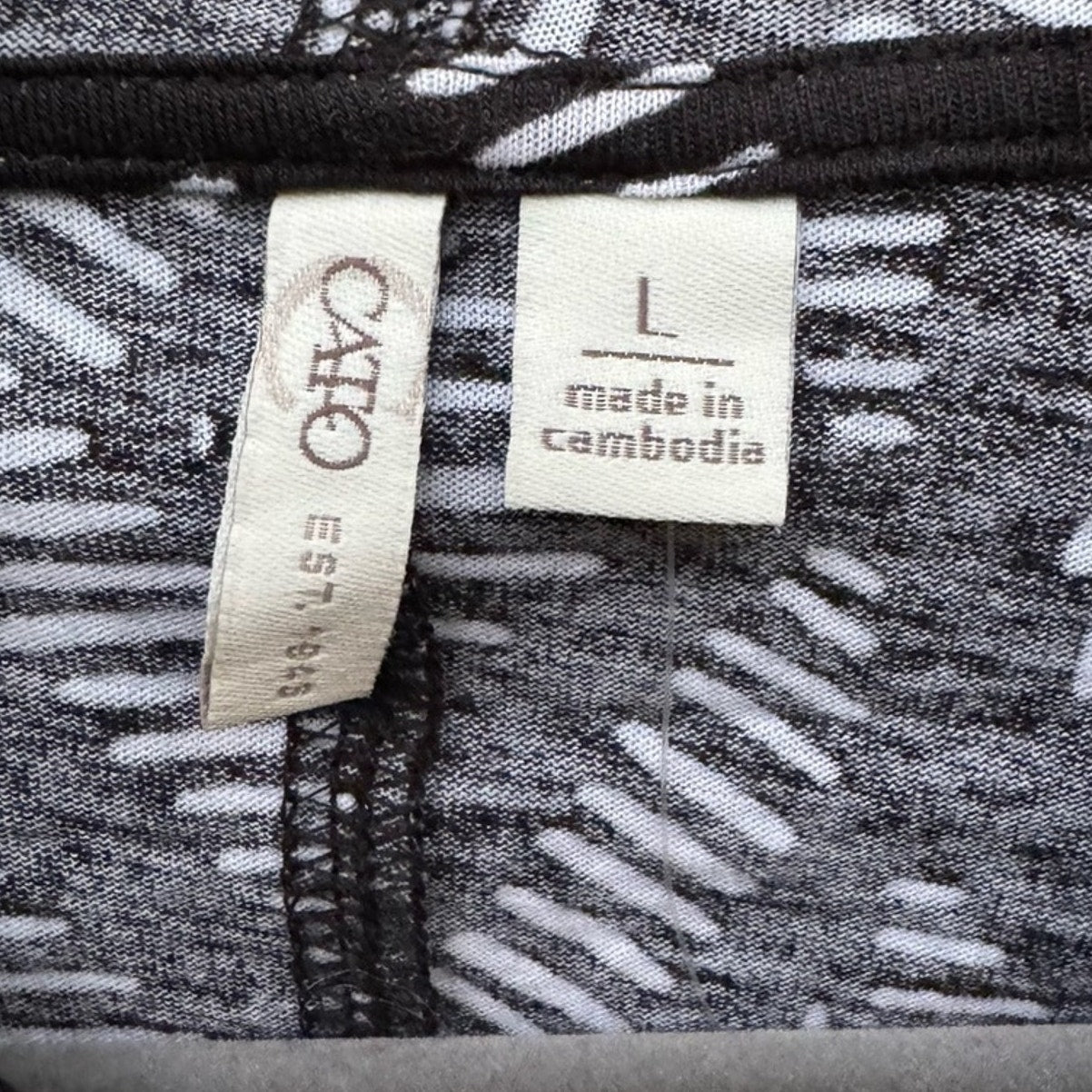 NWT New Cato Womens Large Patterned Long Sleeve Hooded Athletic Shirt
