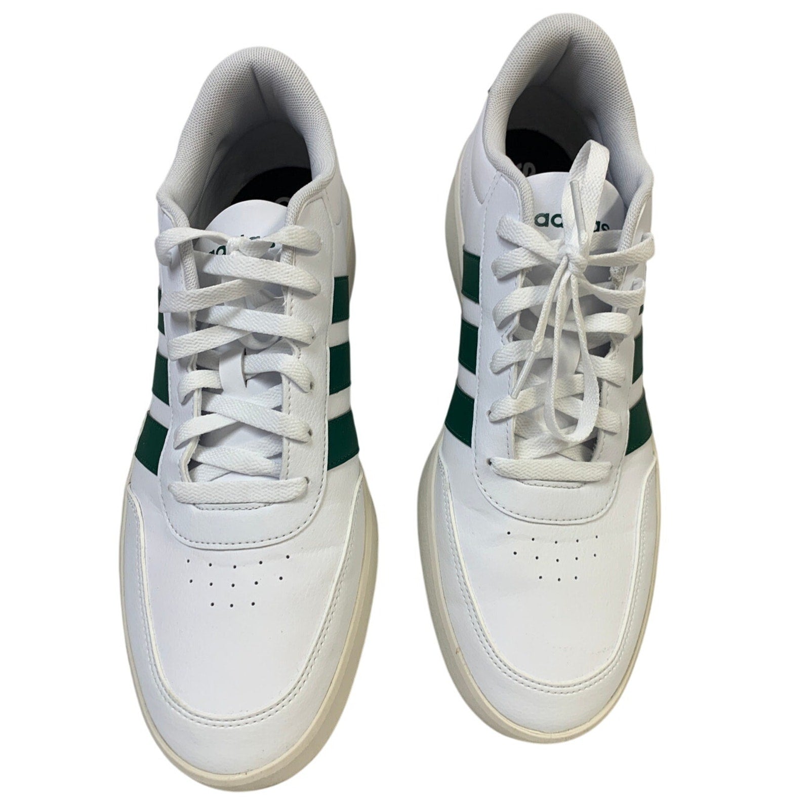 New In Box Adidas Men Size 10 White Faux Leather Green Stripe Breaknet 3.0 Shoes