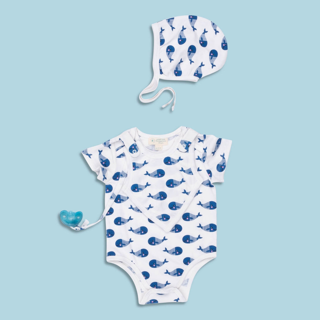 Smart Short Sleeve Baby Bodysuit + Bib - Blue Whale
