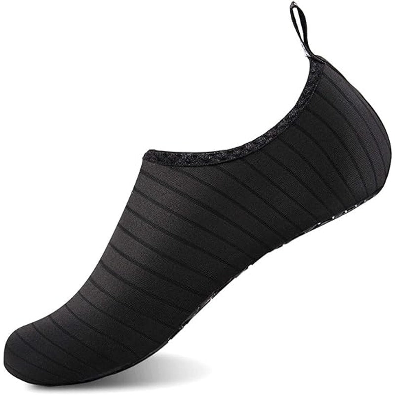 NWT New Hersteller Mens Size 7.5 Black Barefoot Non Slip Sole Sports Water Shoes
