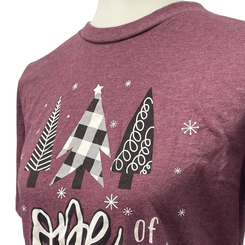 Hope of the World Matthew 12:21 Womens Medium Short Sleeve Christmas Tree Tee