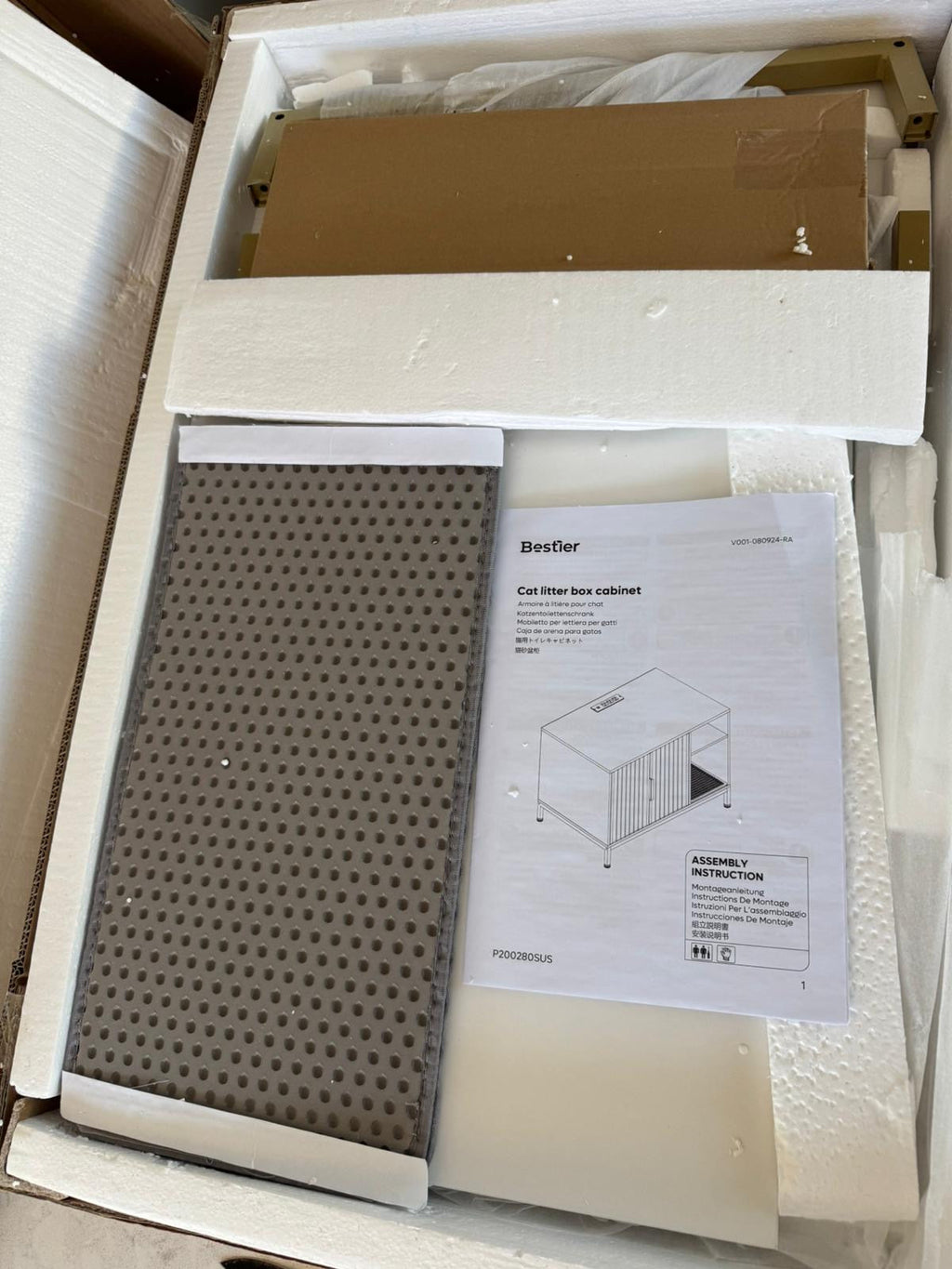 Open Box Bestier Cat Litter Box Enclosure