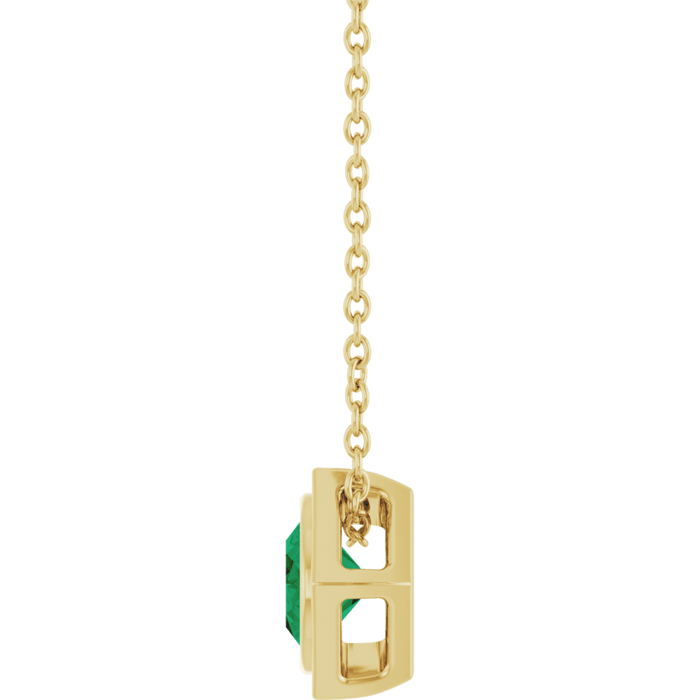 Émeraude Hexa Pendant Necklace