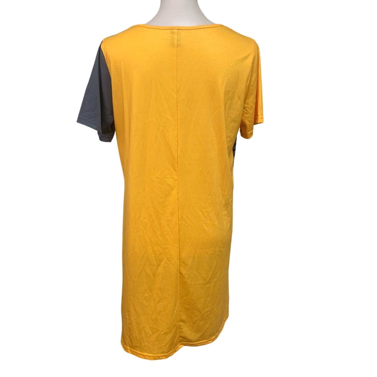 Emery Rose Womens Medium Abstract Art Faces Short Sleeve Crew Neck T Shirt Dress