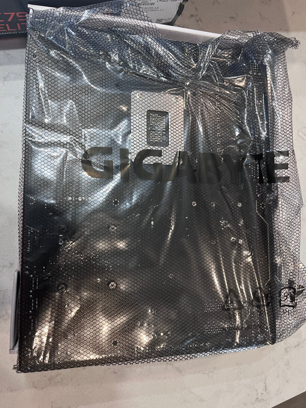 GIGABYTE Z790 AORUS Elite AX (LGA 1700/ Intel Z790/ ATX/ DDR5/ Quad