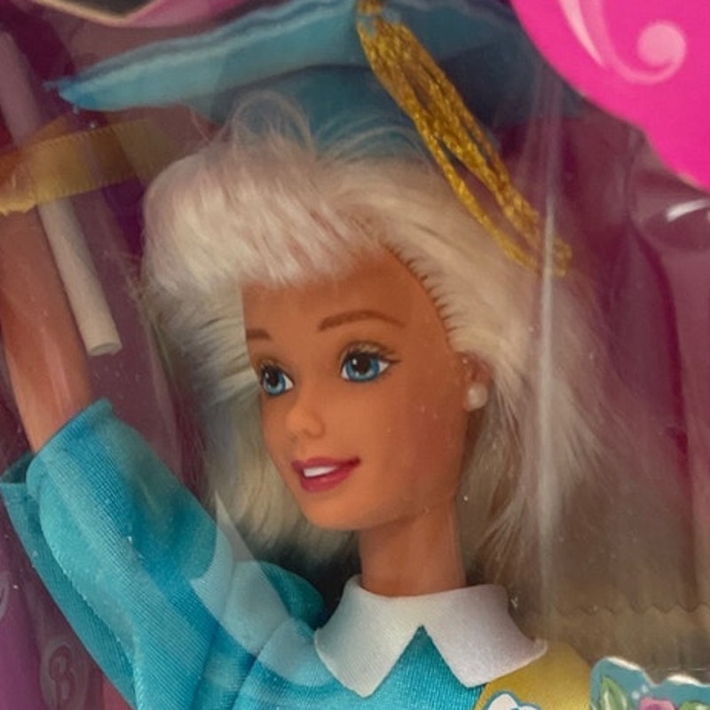 Vintage Class of 1998 Limited Edition Graduation Barbie in Original Damaged Box