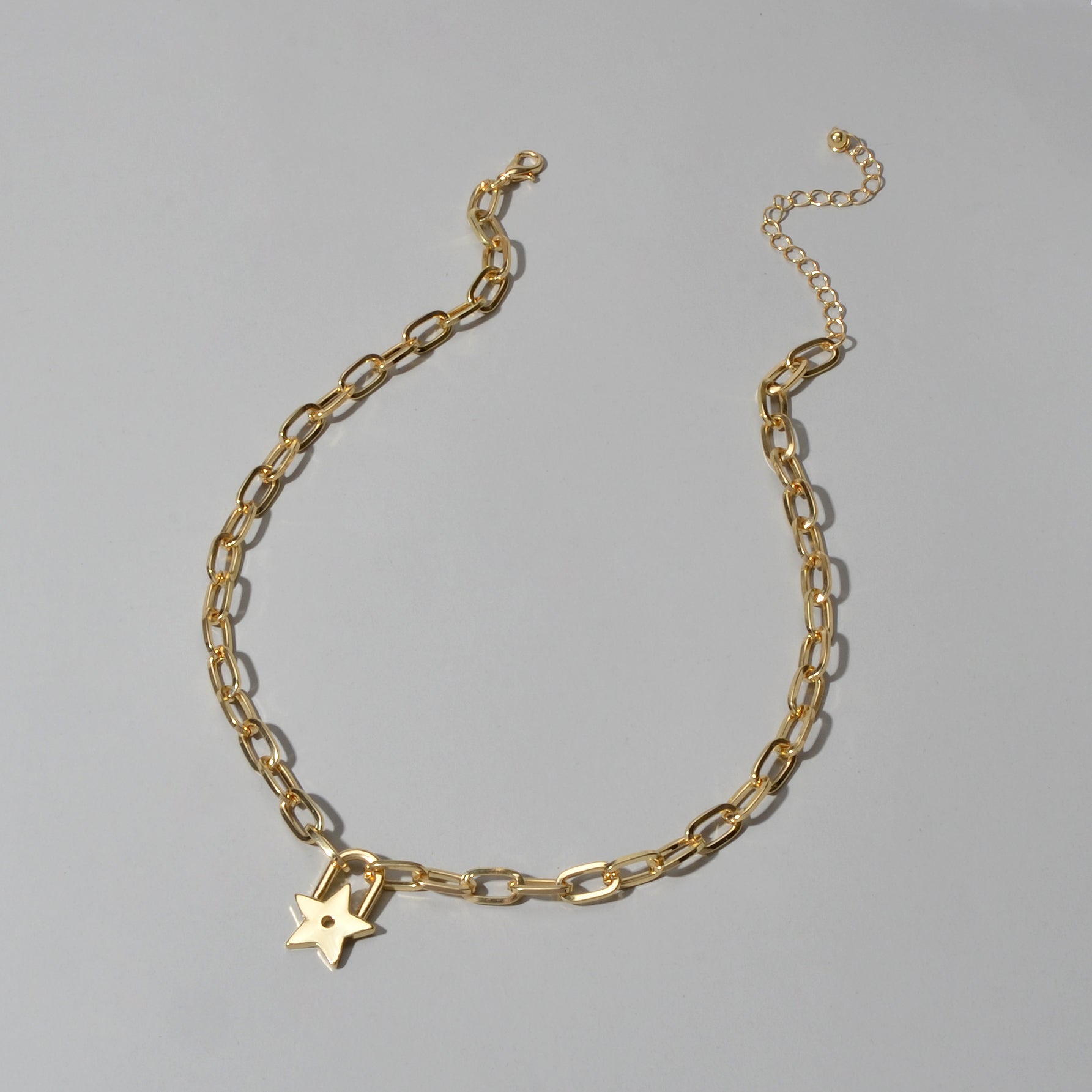 Trendy Jewellery Gold Paperclip Chain Star Lock Pendant Collar Choker