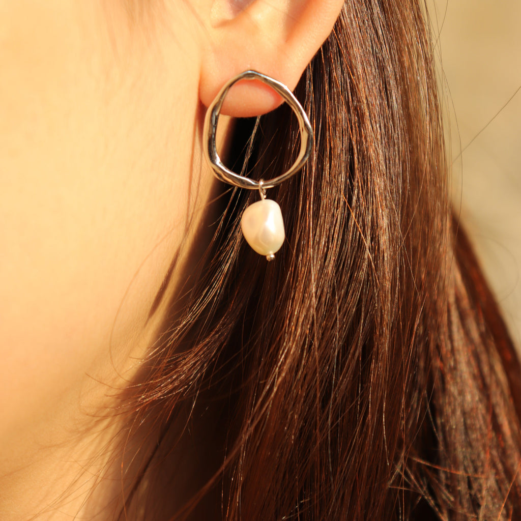 Seashell Gold Vermeil Pearl Earrings