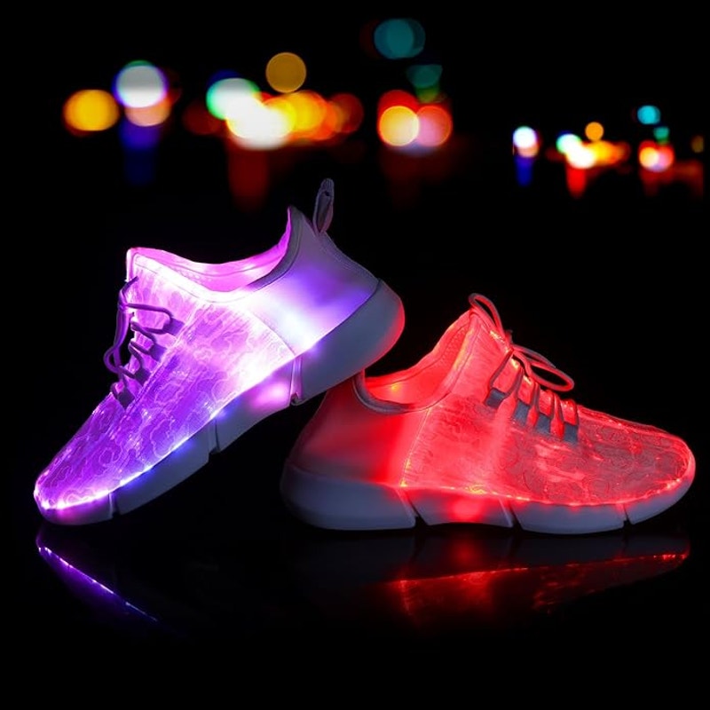 New Shinmax Mens Size 10 White Light Up LED Sneakers Round Toe Rechargable Shoes