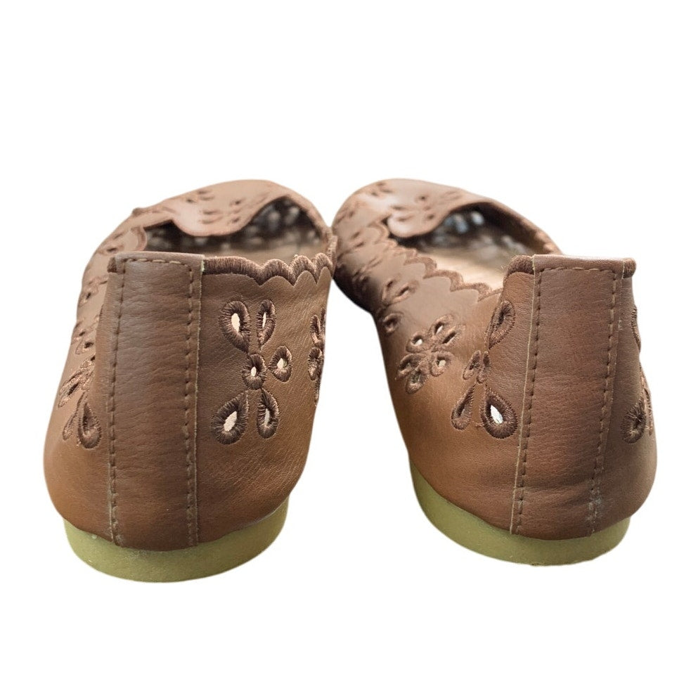 Fracora Womens Size 9.5 Brown Faux Leather Eyelet Flower Ballet Flats Shoes