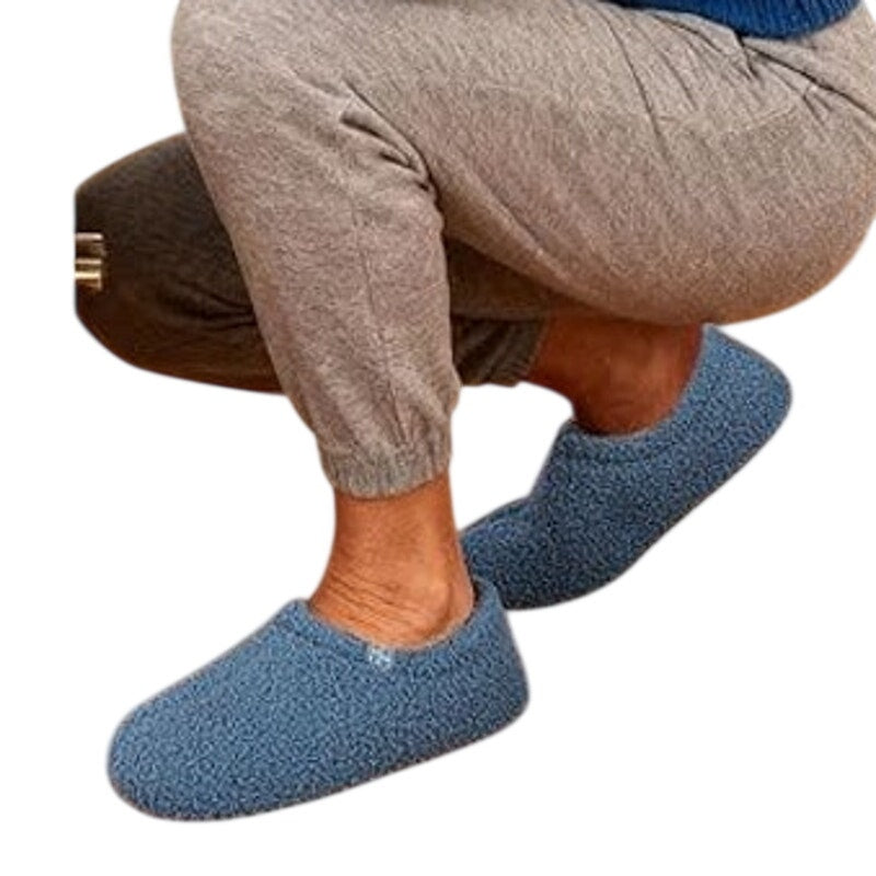 New HomeTop Womens 6.5 Ceruleon Blue Slippers Fuzzy Curly Fur Memory Foam Shoes