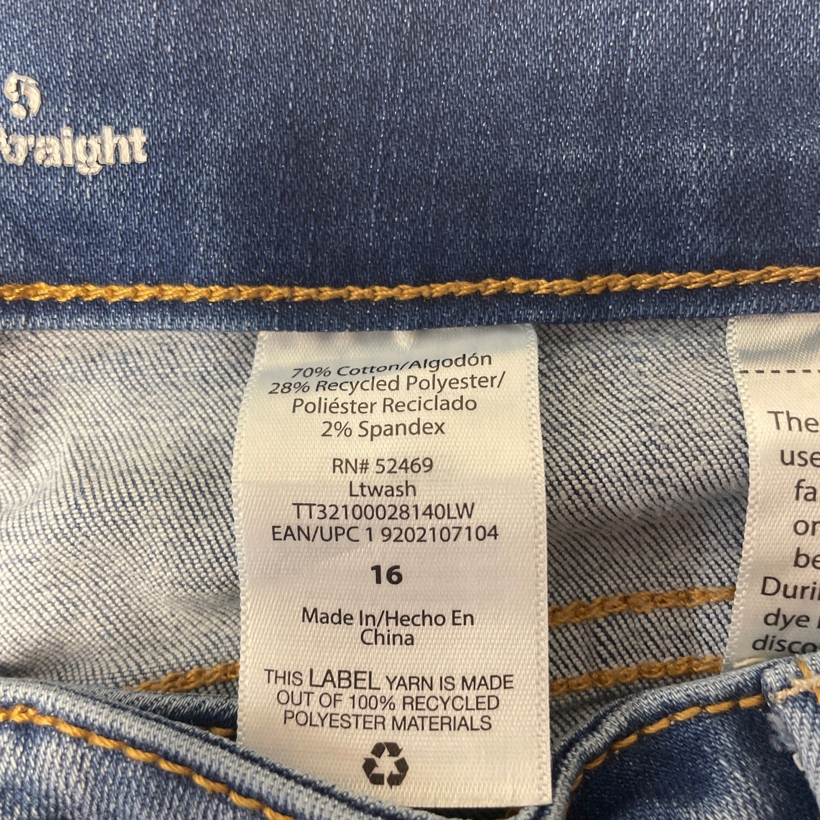 Time & Tru Women Size 16 Stretch Cotton Factory Faded Whiskered Denim Blue Jeans