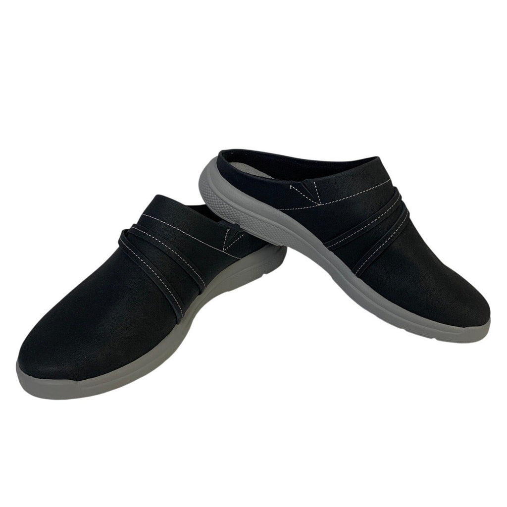 JSport Womens Size 9 Black Faux Leather Gina Slip On Memory Foam Sneaker Shoes