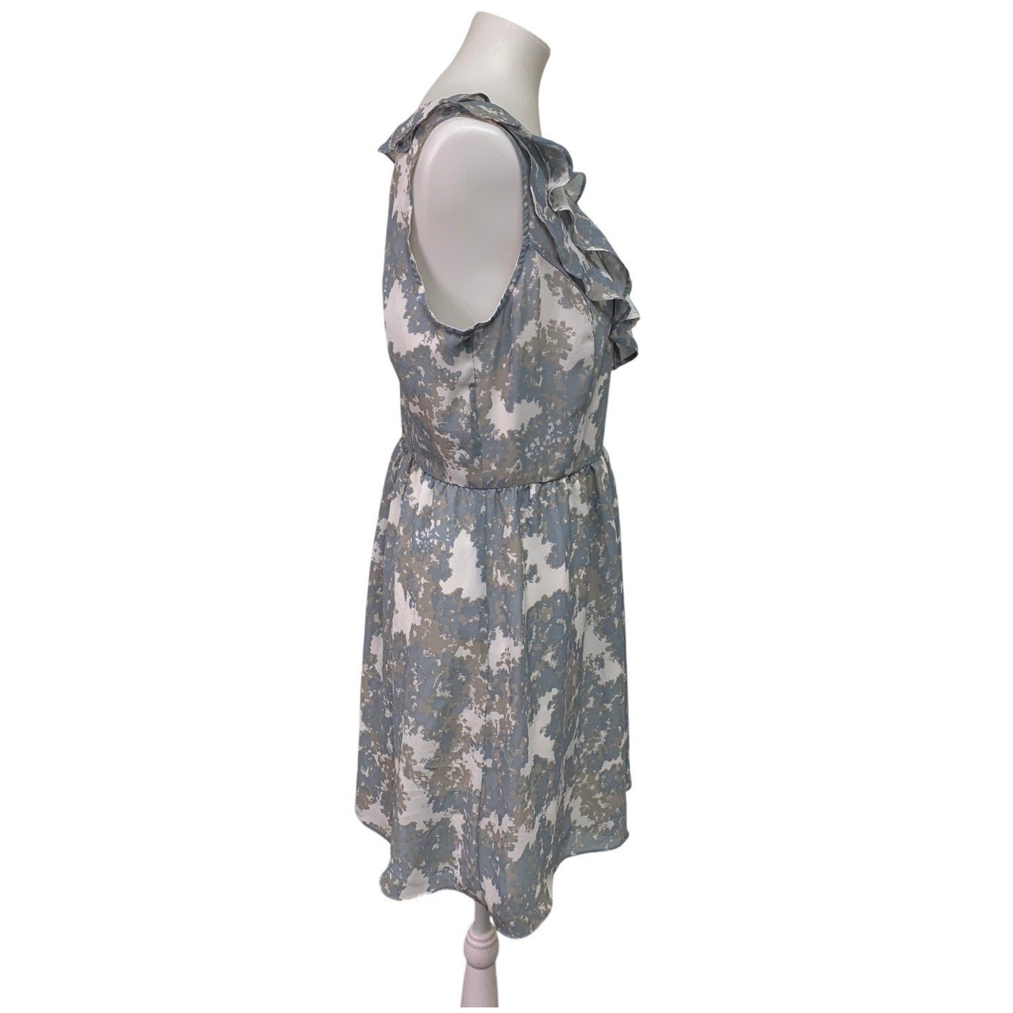 GAP Womens Size 10 Gray Blue Sleeveless V-Neck Ruffle Washable Fit Flare Dress