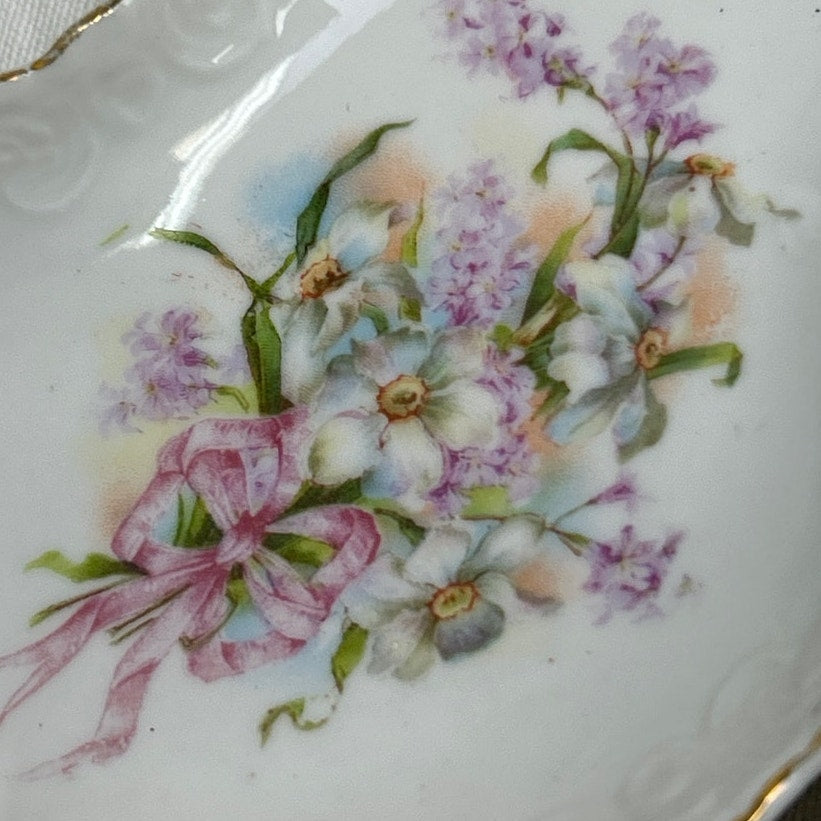 Set of 3 Vintage Heart Shaped Triangle Ceramic Shallow Floral Dishes Tablescape