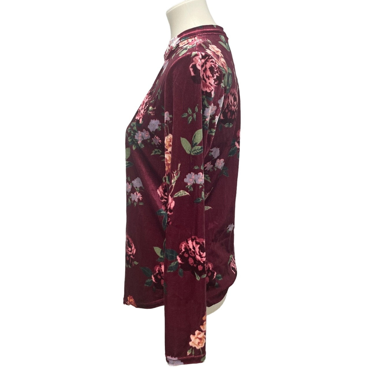 New No Boundaries Juniors Large 11/13 Long Sleeve Velour Soft Floral Blouse