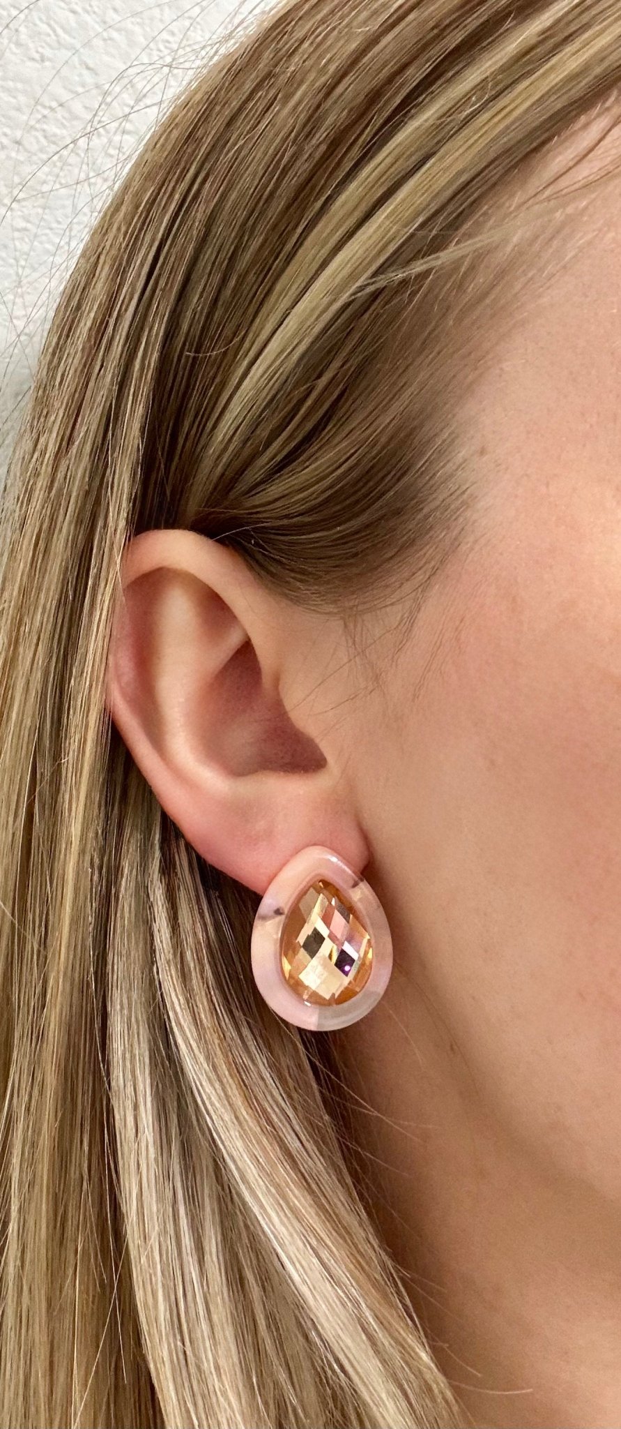 Olivia Statement Earrings Teardrop - Peach Bellini