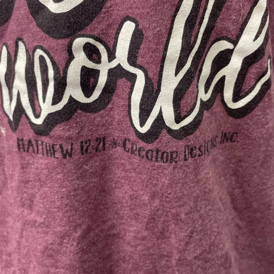 Hope of the World Matthew 12:21 Womens Medium Short Sleeve Christmas Tree Tee