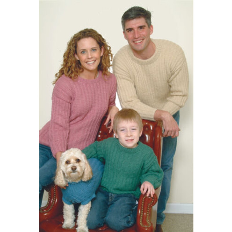 New JoAnne Turcotte Plymouth P445 Family Sweaters Child Dog Knitting Pattern